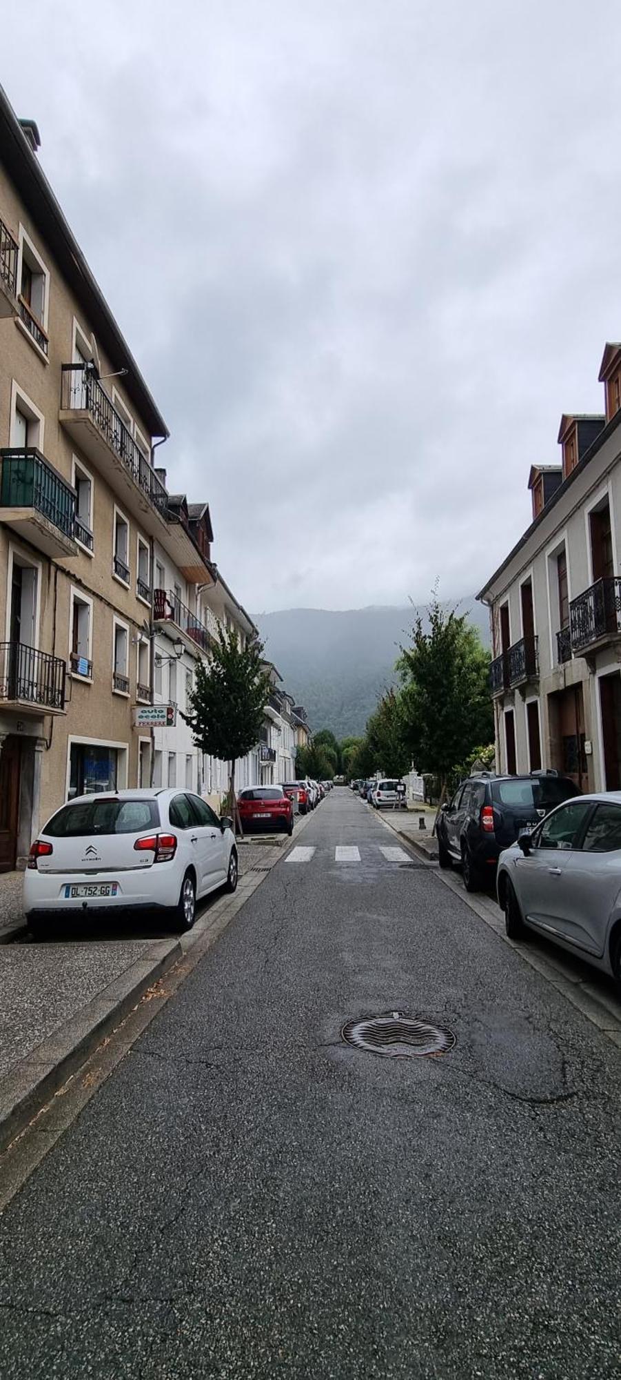 Le Louchonnais, T2, Wifi, 4 Personnes Daire Bagnères-de-Luchon Dış mekan fotoğraf